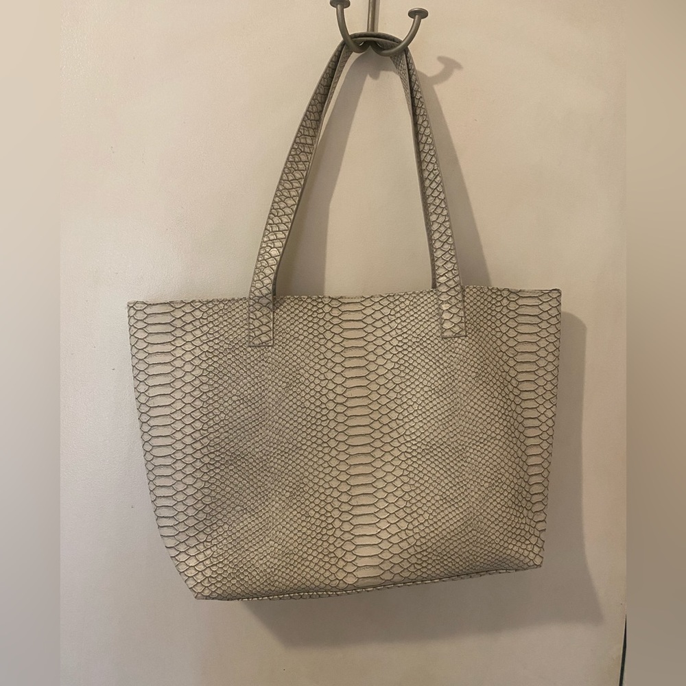 Bloomingdale's Textured Lizard Faux Python Snakes… - image 1